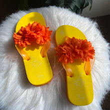 Load image into Gallery viewer, Y2K floral thong flip-flops