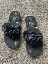 Load image into Gallery viewer, Y2K floral thong flip-flops