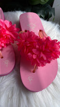 Load image into Gallery viewer, Y2K floral thong flip-flops