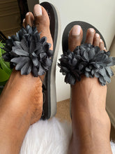 Load image into Gallery viewer, Y2K floral thong flip-flops