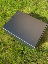 Load image into Gallery viewer, Pickme Mystery Spring/Summer Clothing Bundle