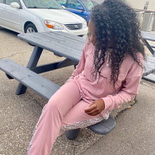 Load image into Gallery viewer, Chill Jogger Pants