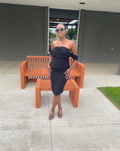 Load image into Gallery viewer, Angela Bodycon midi Black Dress