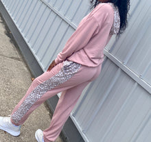 Load image into Gallery viewer, Chill Jogger Pants