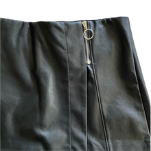 Load image into Gallery viewer, Peru Black Skort