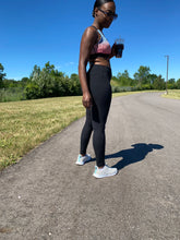 Load image into Gallery viewer, Soft Black Yoga Pants