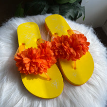 Load image into Gallery viewer, Y2K floral thong flip-flops
